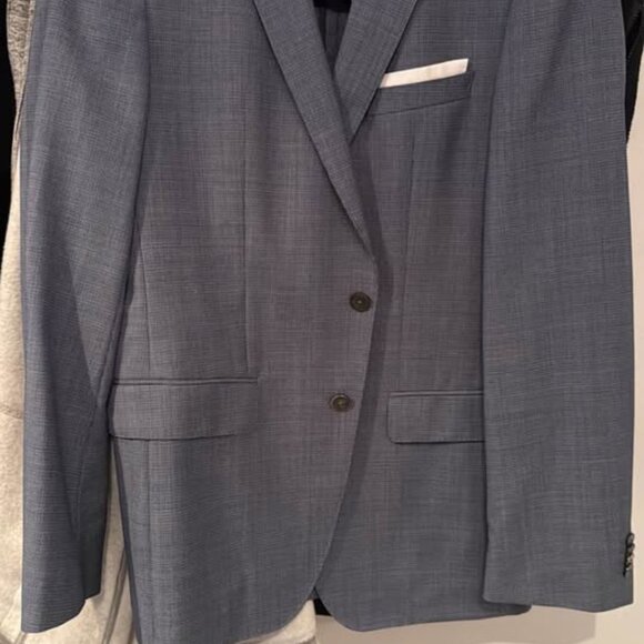 Hugo Boss Men's Sport's Coat - Picture 3 of 3